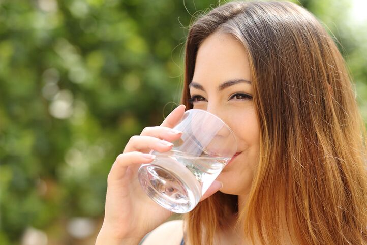 all you need to do on the lazy diet is to drink enough fluids